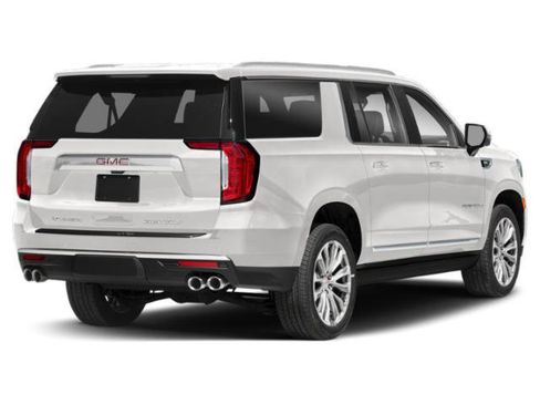 Used 2023 GMC Yukon XL Denali AWD/4WD image 2