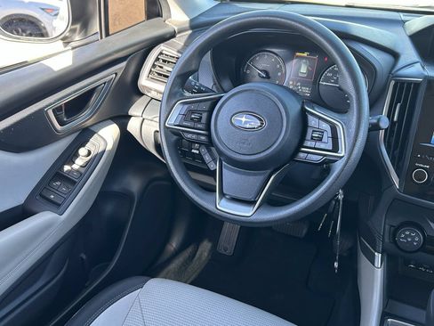 Used 2022 Subaru Forester AWD/4WD image 16