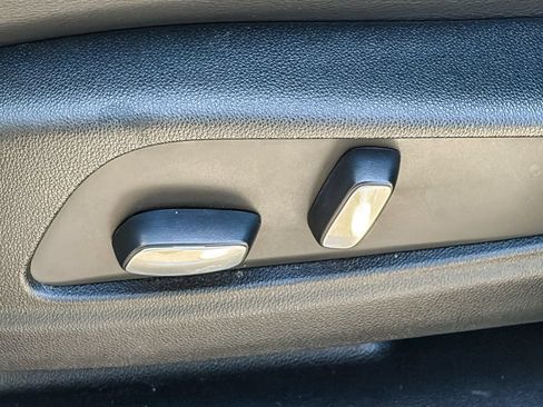 Certified 2024 Cadillac XT6 Luxury w/ LPO, Floor Liner Package FWD image 38