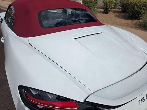 Used 2019 Porsche 718 Boxster S RWD image 15