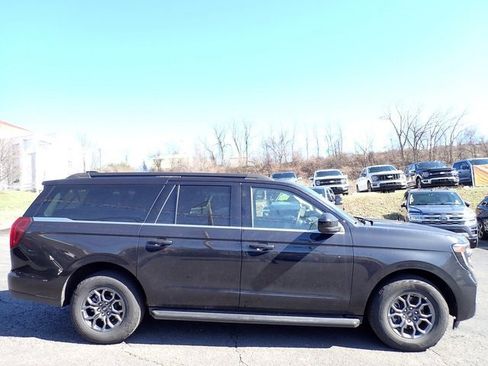 Used 2025 Ford Expedition Max Active image 4