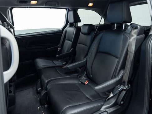 Used 2023 Honda Odyssey EX-L image 23