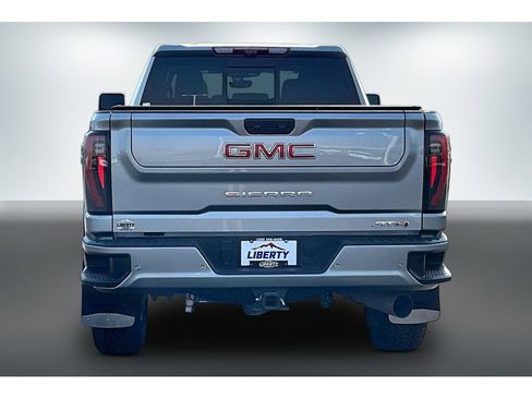 Used 2024 GMC Sierra 3500 AT4 w/ AT4 Premium Plus Package AWD/4WD image 5