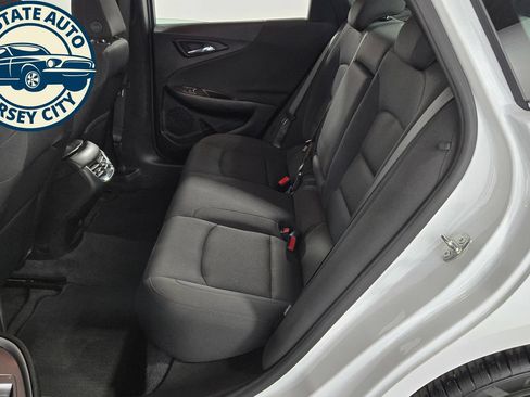 Used 2023 Chevrolet Malibu LT FWD image 25
