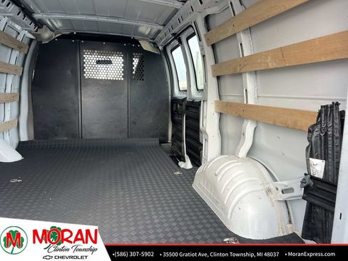 Certified 2024 Chevrolet Express 2500 w/ Driver Convenience Package image 12