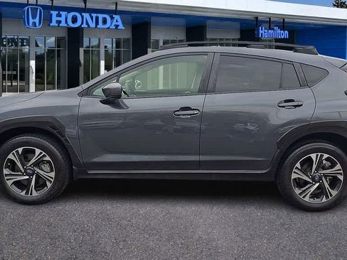 Used 2024 Subaru Crosstrek 2.0i Premium image 5