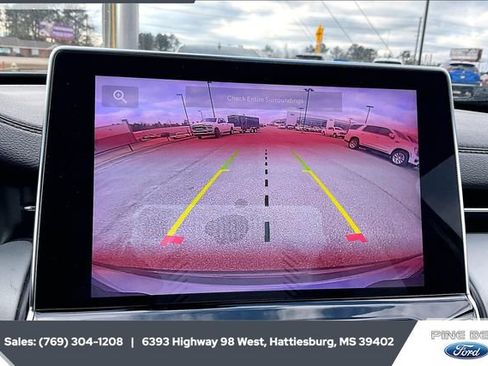 Used 2023 Jeep Compass Limited image 15