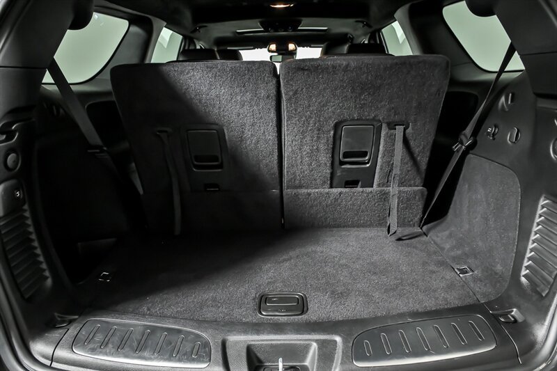 Used 2024 Dodge Durango R/T AWD/4WD image 12