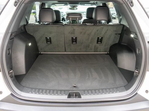 Used 2026 GMC Terrain Elevation w/ Elevation Premium Package image 33