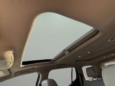 Used 2018 GMC Acadia Denali w/ Technology Package image 19