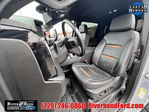Used 2024 GMC Sierra 2500 AT4 w/ AT4 Preferred Package image 12