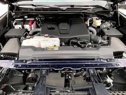 Used 2025 Toyota Tundra Platinum image 30