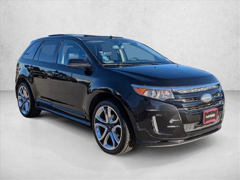 Used 2013 Ford Edge Sport w/ Driver Entry Pkg image 3