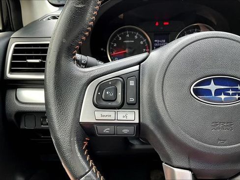 Used 2016 Subaru Crosstrek 2.0i Premium AWD/4WD image 10