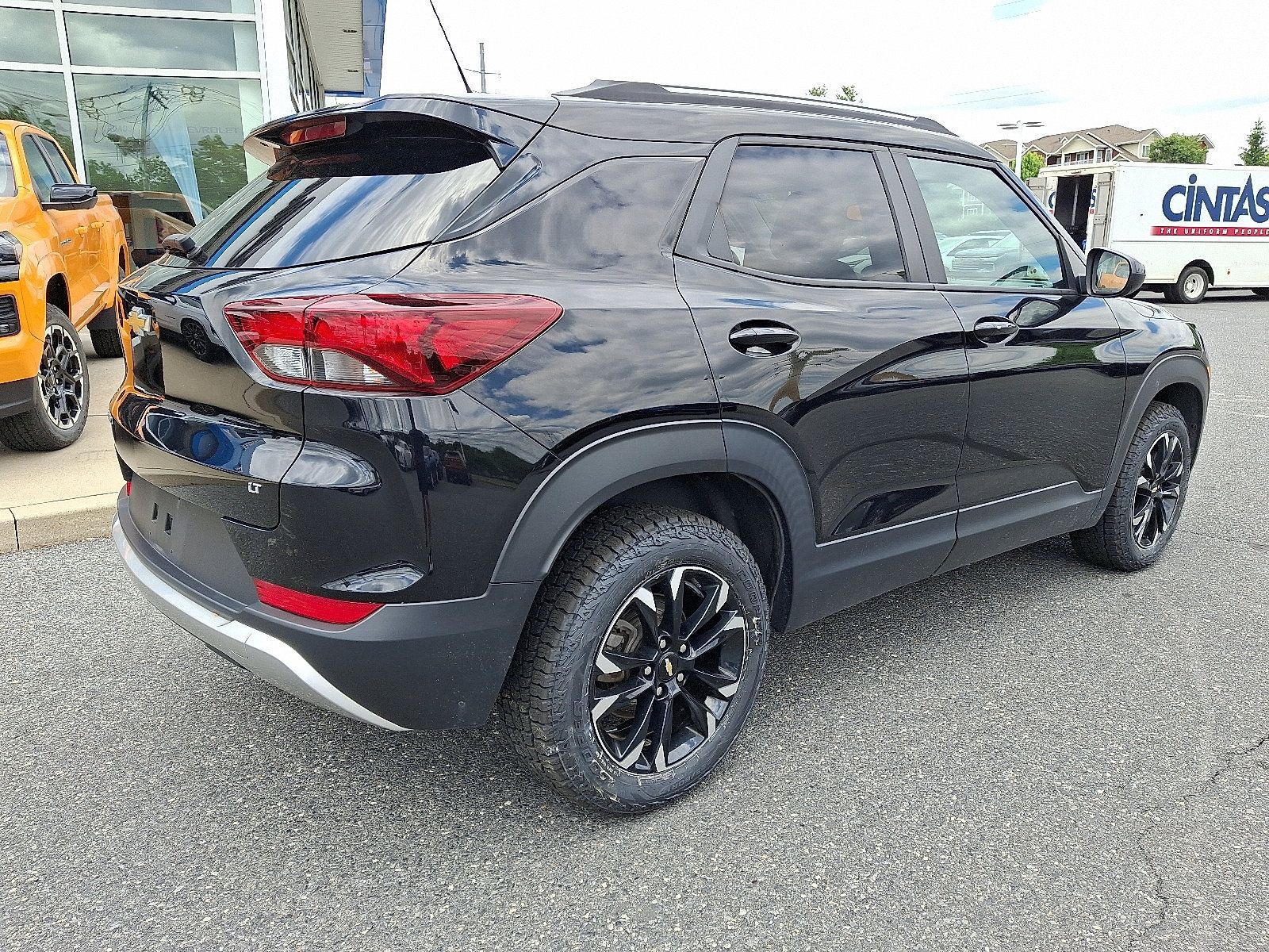 Certified 2023 Chevrolet TrailBlazer LT w/ Convenience Package AWD/4WD image 7
