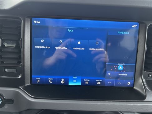 Used 2023 Ford Bronco Everglades image 31