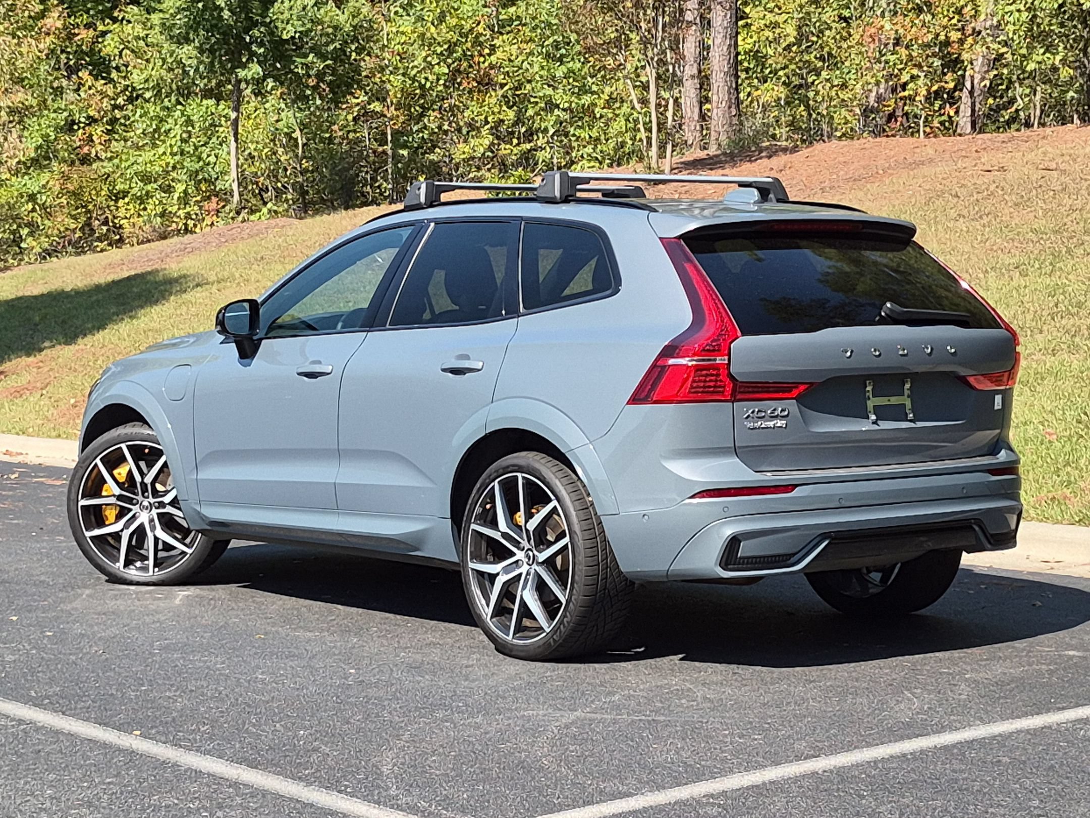 Used 2023 Volvo XC60 T8 Polestar AWD/4WD image 3