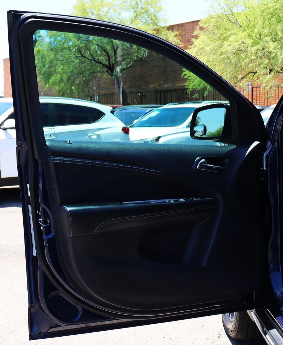 Used 2020 Dodge Journey Crossroad FWD image 37