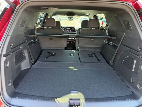 New 2026 Chevrolet Traverse LT image 17