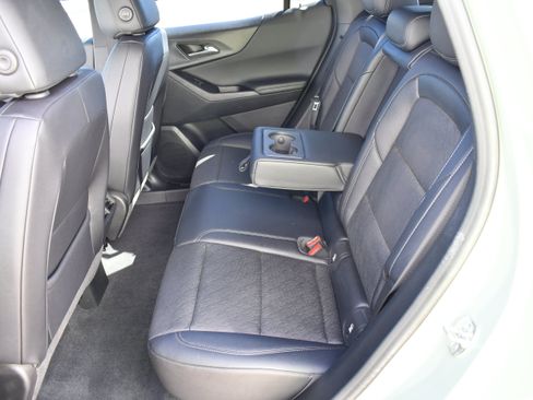 Used 2026 Chevrolet Equinox LT w/ Convenience Package II FWD image 22