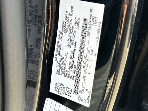 Used 2022 Ford F250 Lariat w/ Tremor Off-Road Package AWD/4WD image 34