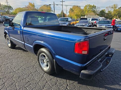 Used 1998 Chevrolet S10 Pickup LS w/ Preferred Equipment Group image 20