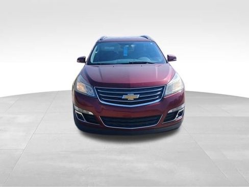 Used 2017 Chevrolet Traverse LT w/ Style and Technology Package FWD image 7