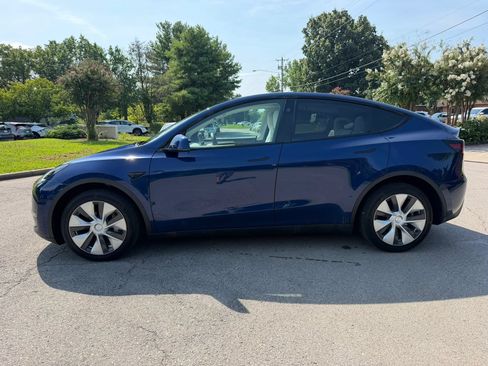Used 2023 Tesla Model Y Long Range AWD/4WD image 8