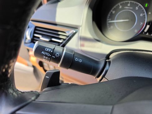 Used 2024 Acura RDX SH-AWD w/ Technology Package image 14