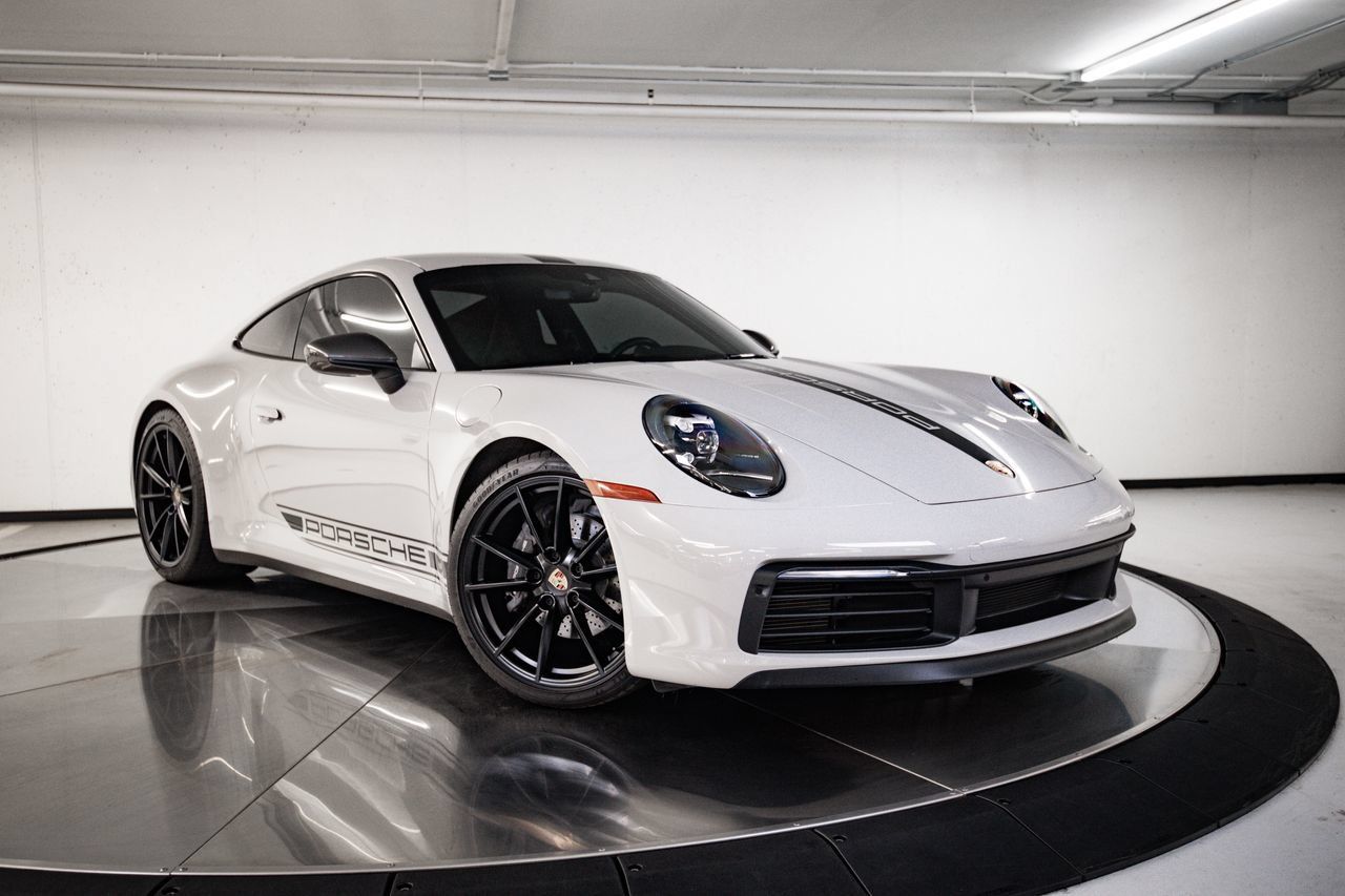 Certified 2024 Porsche 911 Carrera T RWD image 9