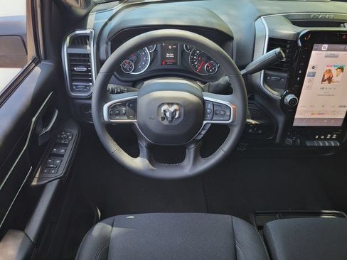 Used 2025 RAM 2500 Big Horn AWD/4WD image 11