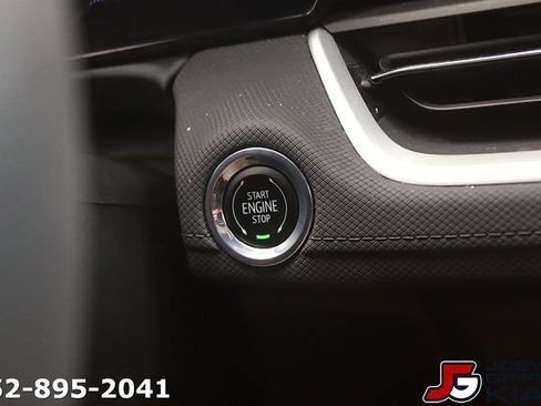 Used 2024 Chevrolet TrailBlazer LS FWD image 23