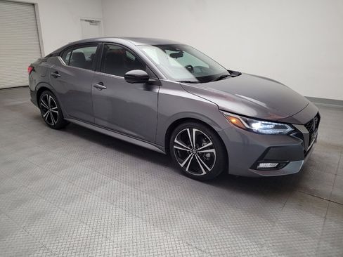 Used 2023 Nissan Sentra SR w/ SR Premium Package FWD image 11