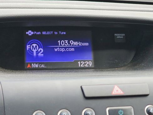 Used 2015 Honda CR-V LX image 6