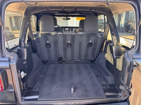 Used 2019 Jeep Wrangler Unlimited Sport AWD/4WD image 15