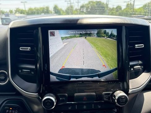 Used 2022 RAM 1500 Big Horn AWD/4WD image 18