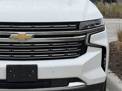 Used 2021 Chevrolet Tahoe Premier w/ Premium Package image 9