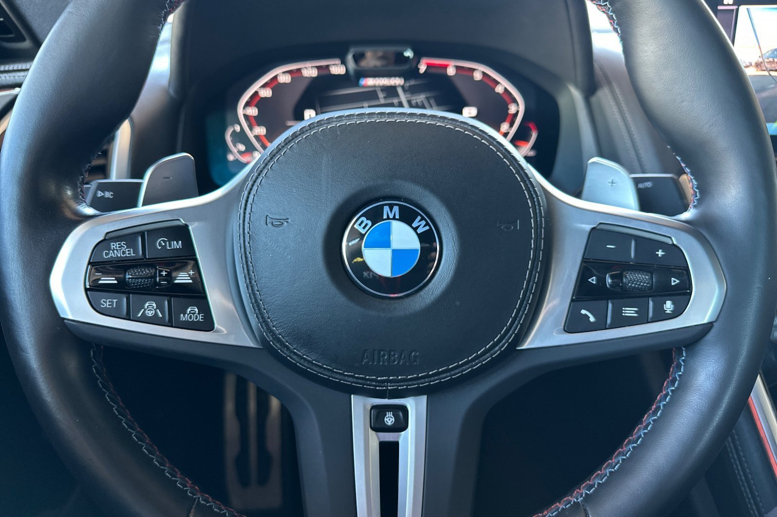 Used 2023 BMW M850i xDrive Convertible AWD/4WD image 21