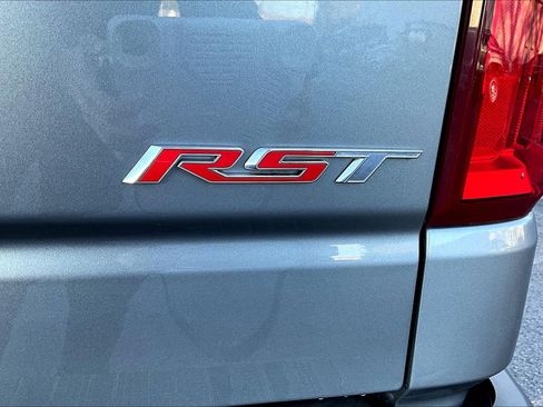 Used 2023 Chevrolet Silverado 1500 RST image 16