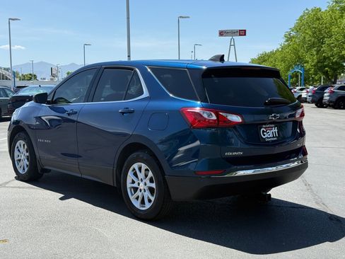 Used 2020 Chevrolet Equinox LT w/ Driver Convenience Package AWD/4WD image 8