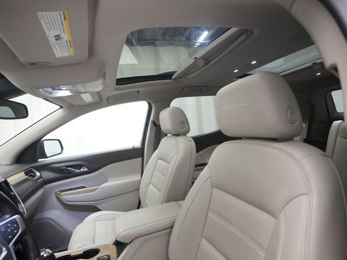 Used 2018 GMC Acadia Denali w/ Technology Package image 32