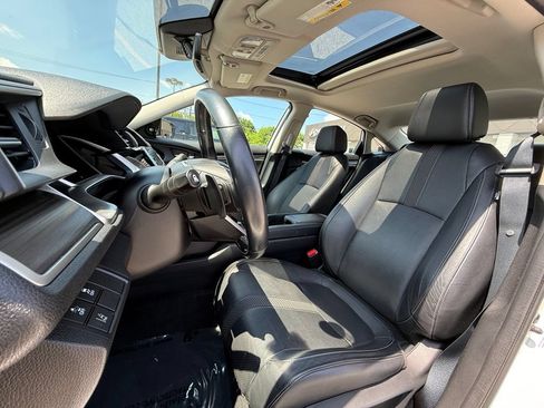 Used 2020 Honda Civic Touring image 22