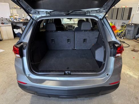 Used 2023 Chevrolet Equinox LS w/ LS Convenience Package FWD image 25