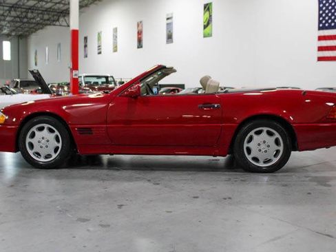Used 1995 Mercedes-Benz SL 320 image 4