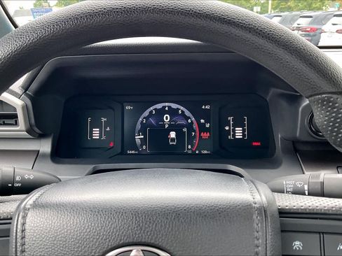 Used 2025 Toyota Tacoma SR5 AWD/4WD image 24