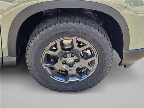 New 2026 Honda Pilot TrailSport image 9