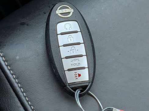 Used 2023 Nissan Maxima Platinum w/ Sport Mat Group FWD image 31