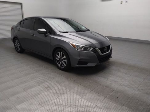 Used 2020 Nissan Versa SV image 13