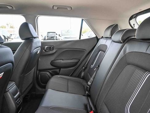 New 2026 Hyundai Venue SEL FWD image 20