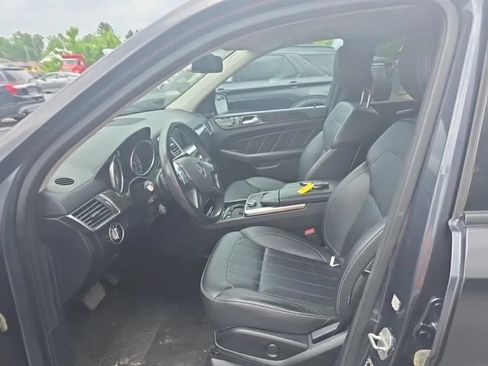 Used 2016 Mercedes-Benz GL 320 BlueTEC 4MATIC w/ Premium I Package image 5